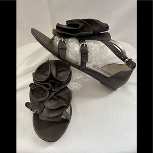 Womens size 10 Saks fifth avenue Sandal